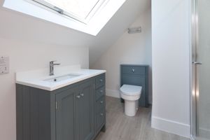 Ensuite Shower Room- click for photo gallery